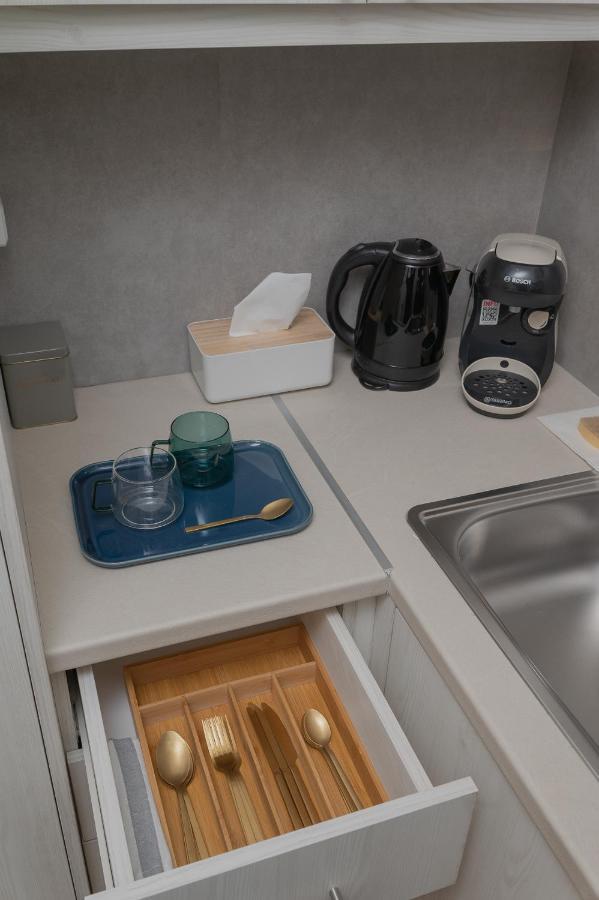 Sis Urban Apartments Athens Ngoại thất bức ảnh